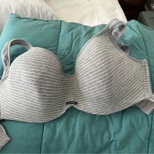 Nautical wireless bra bundle